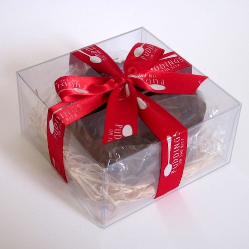 christma cakes in clear box and ribbon